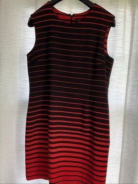 I Le NewYork Black and Red Striped Sleeveless Shift Dress